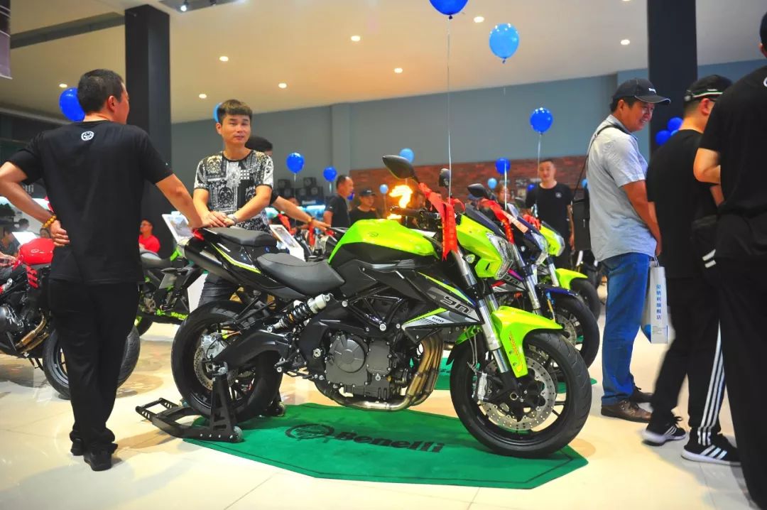 有一群人，在最热的合肥放了一把“火”……