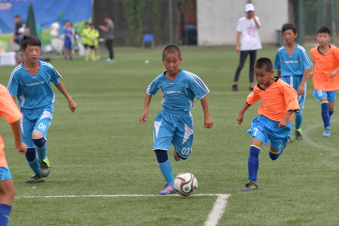 足球第8届百县杯在哪里举行,百队杯篮球赛2019年10月26日