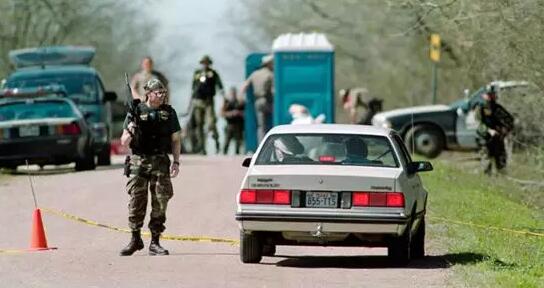 对“*轮法**功”和颜悦色的美国为何对本国*教邪**毫不留情