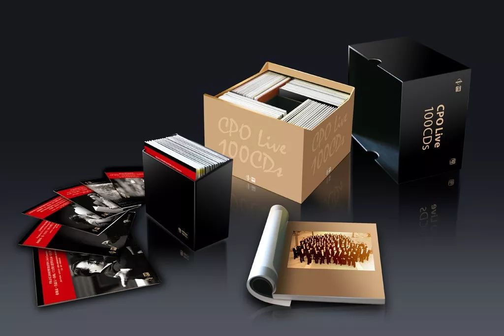 一场汇集了各种经典曲目的音乐会,每一张唱片背后的音乐