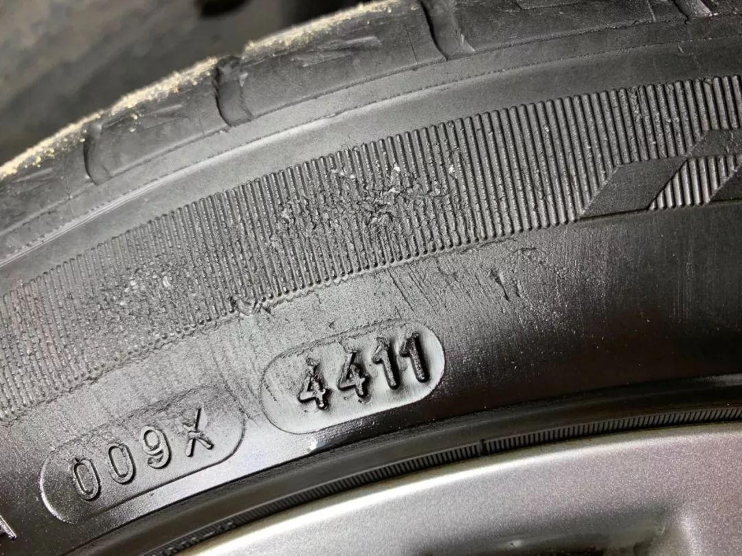 10万左右的c63二手车,新款c63性能有多强