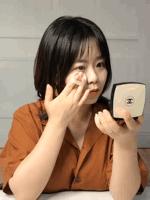 OMG李佳琦推荐的口红会结块？你真的要买它吗