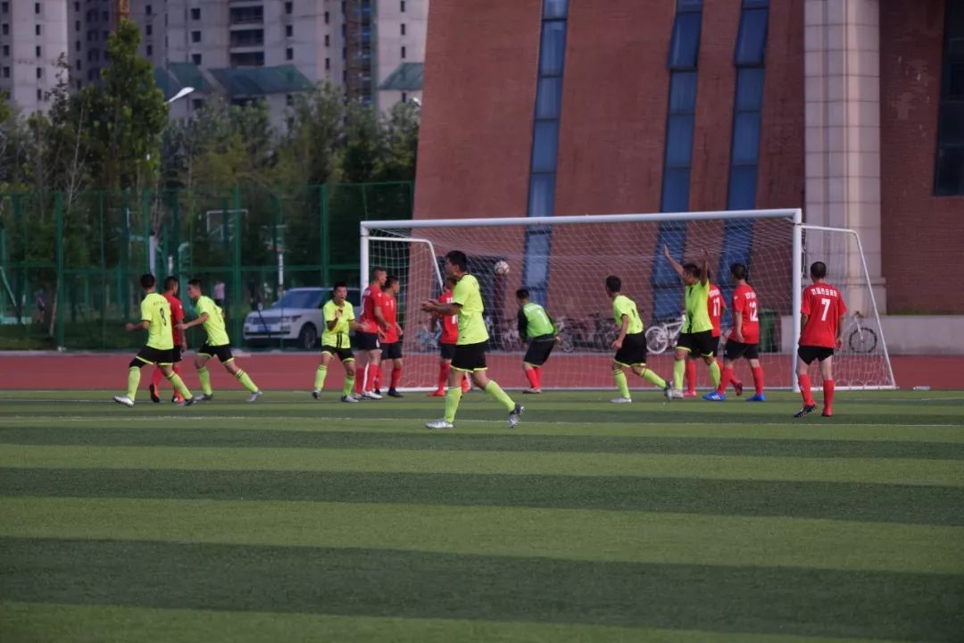 强军杯“卫士动力”业余足球比赛临沂片区火热开赛，*警武**枣庄、菏泽支队首战告捷