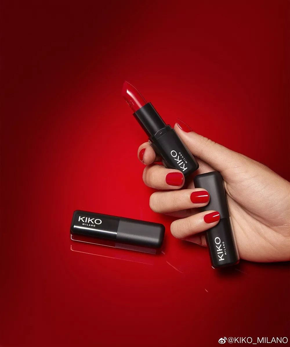 这些美妆潮品你最想拿走哪一个,这些网红化妆品还能用吗