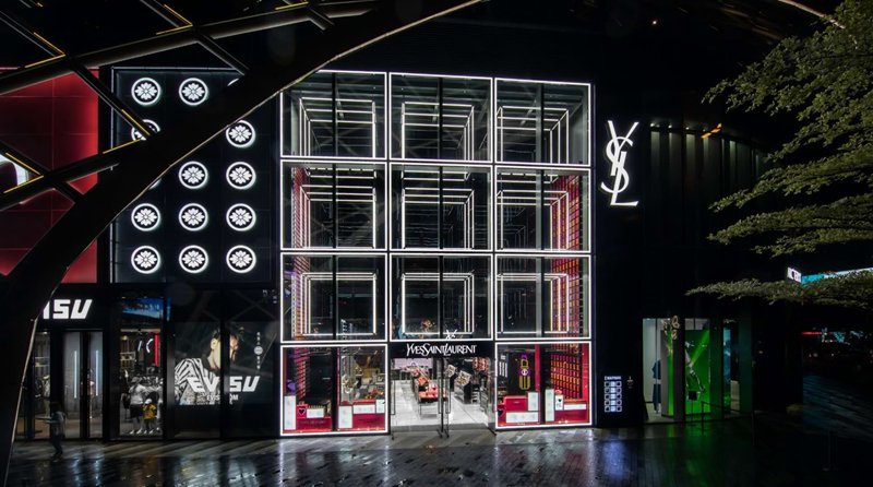 YSL圣罗兰美妆全球最大旗舰店落地广州揭秘了哪些战略？