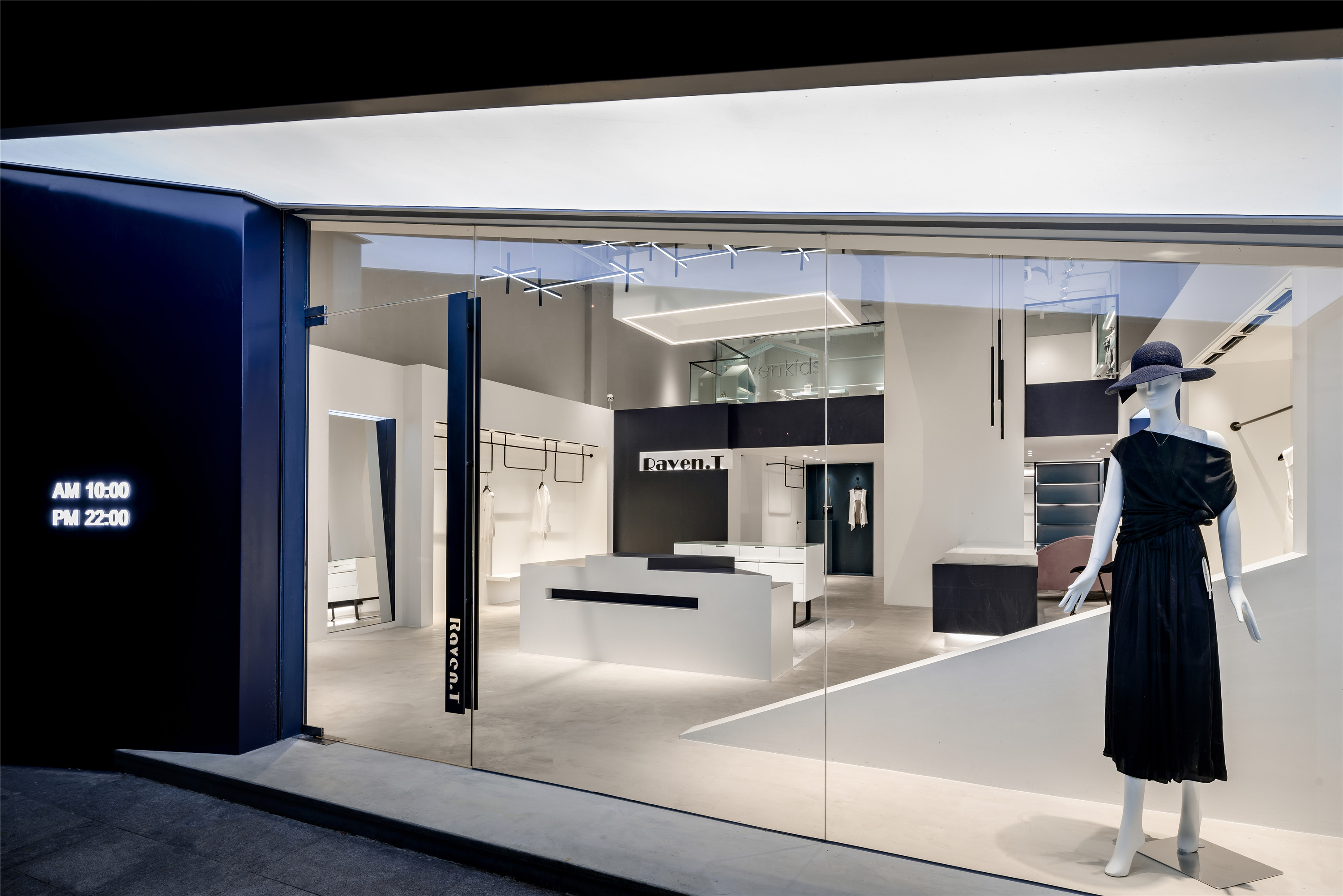 叁研社设计丨Ravent.T沉浸式女装体验店