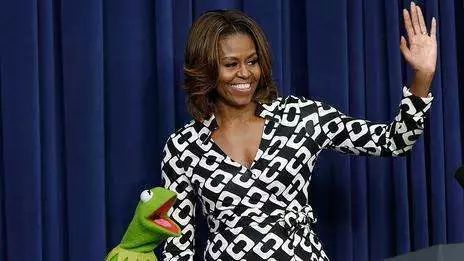 适合妈妈的时尚连衣裙有哪些,妈妈也适合穿的连衣裙