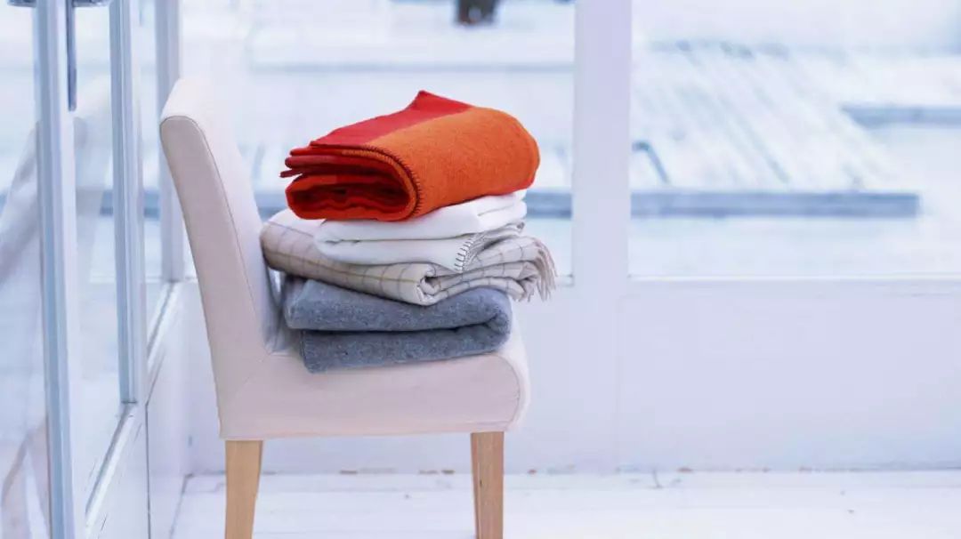 下雨天衣服晒不干有什么妙招,持续下雨天衣服总是晒不干怎么办