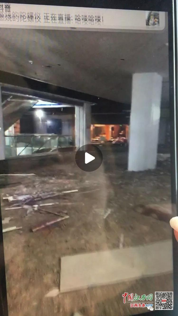 洪客隆英伦联邦天虹,商铺被拆了开发商跑路了