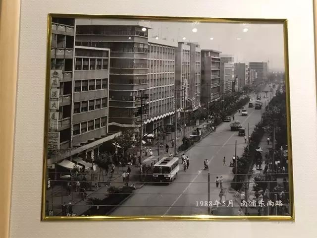 暴露你年纪的时候到了,暴露你的年龄的时候到了