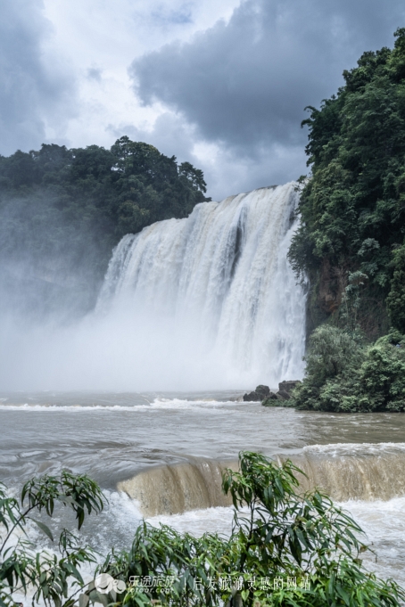 黄果树瀑布群，那些激荡在山谷里的回响