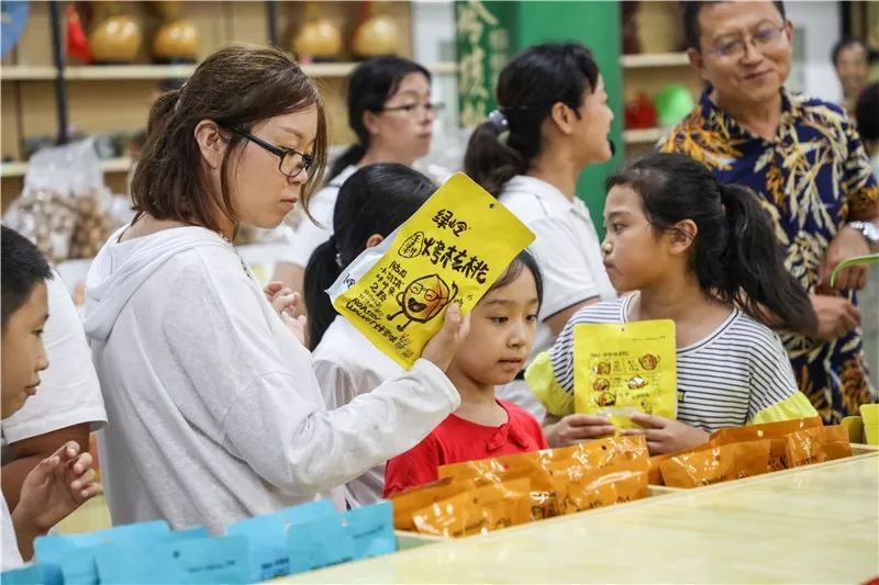 961主播带您去旅游,992自驾游最新视频