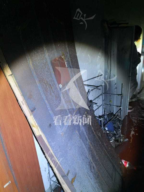 电瓶充电起火原因,出租屋电瓶充电爆炸引起火灾