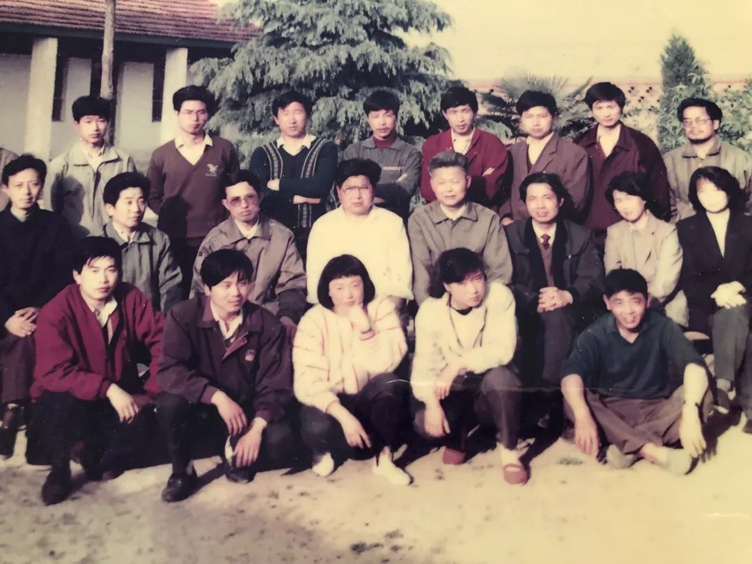 寻访三八红旗手精神|王红妹：她让*党**徽在农村的土地上闪光