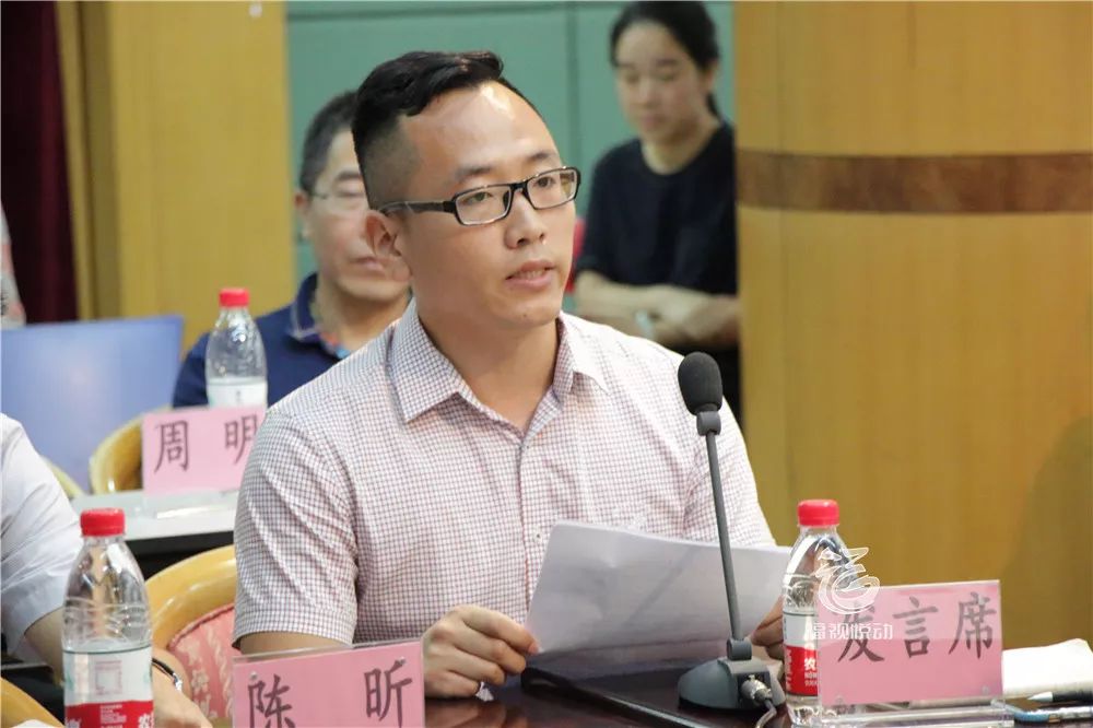 鲜衣怒马少年时灯火阑珊处,鲜衣怒马少年时人间重晚晴