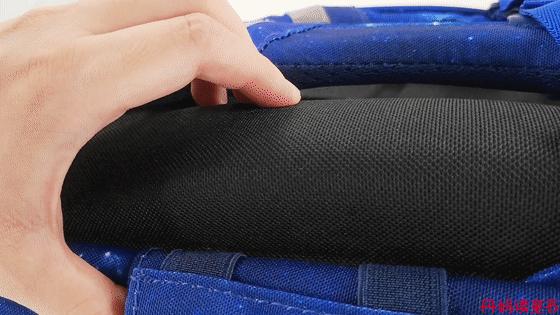 背书包驼背怎么纠正,小孩背书包导致驼背怎么矫正