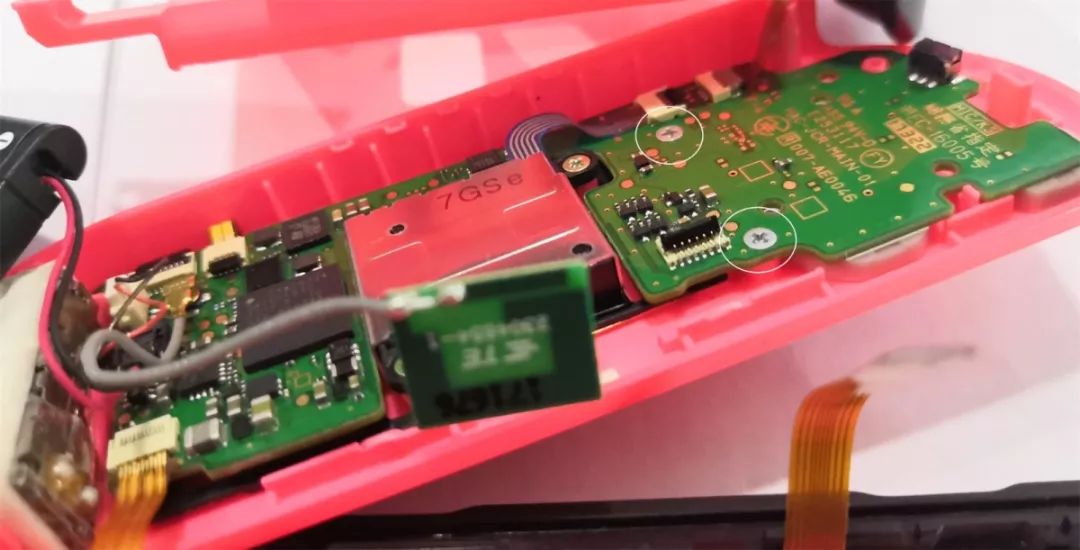 你的摇杆也有漂移问题？小毛就自己修！Joy-Con维修指南