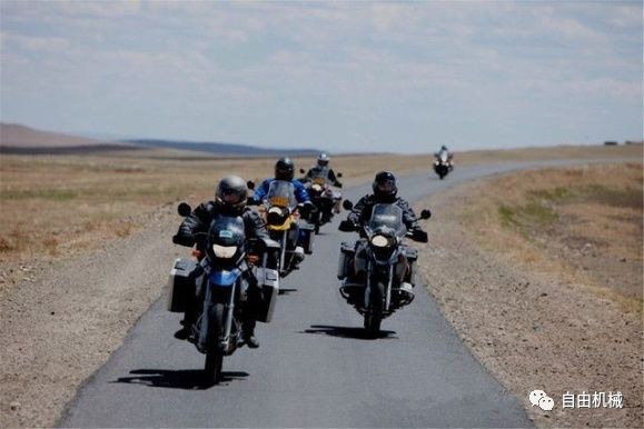 喜欢摩旅自驾的男人,喜欢摩旅的人多