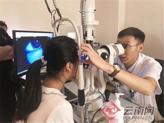 戴角膜塑形镜可以治疗近视吗,角膜塑形镜能治疗近视吗