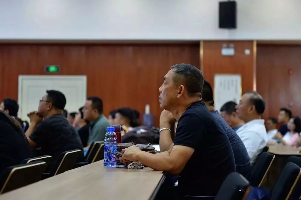 首届朗格罕天使之家医患交流会议程回顾：多领域专家全面解答罕见病LCH