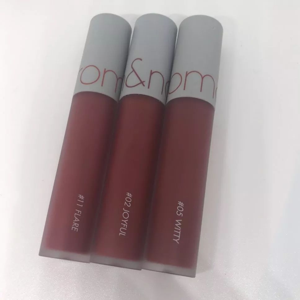 编辑部翻包|90—00的编辑们到底在用什么美妆好物?(一)(文末有福利)