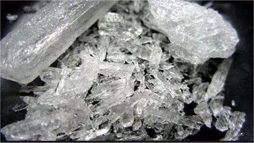 这“代购”的代价有点大！“瘾君子”跑腿2次将自己送进了高墙