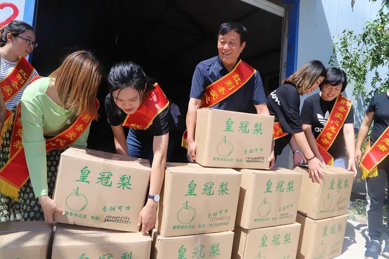 【媒体关注|沧州日报】一个“感恩电话”促成爱心售卖