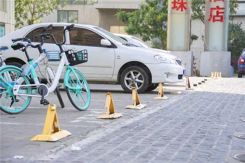 银洲银珠珠联璧合解决居民停车难