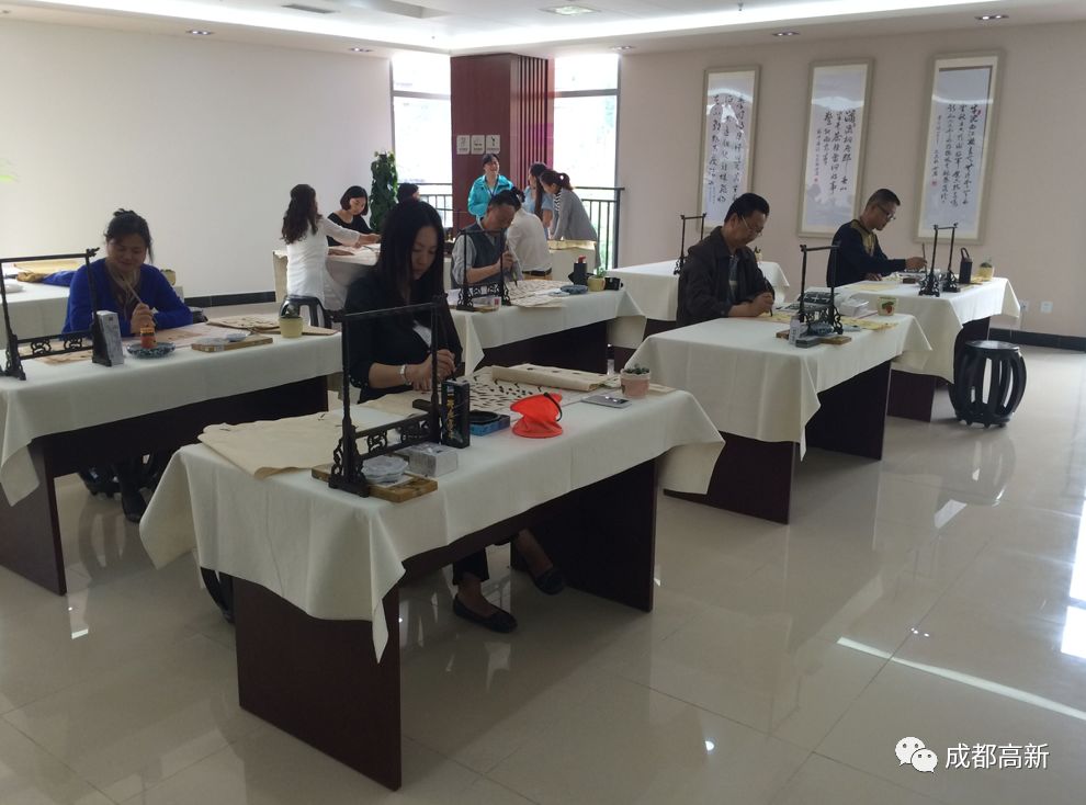 成都高新书店在哪里,成都高新科技路附近的书店