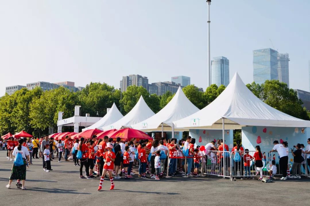 兰州奥体中心惊喜,奥体中心宏伟壮观