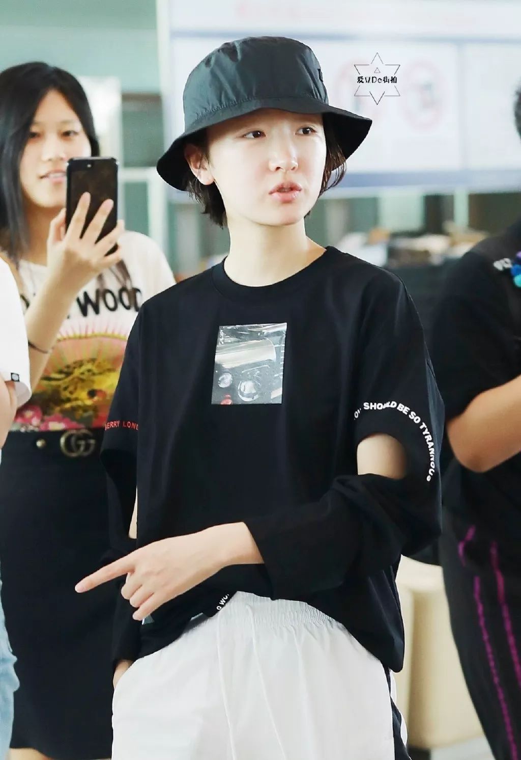 四款专属秋冬的慵懒发型,秋冬新款慵懒风宽松温柔