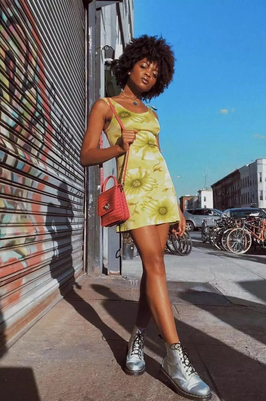 Jio热都要穿的马丁靴，作为辣妹的你得不得来一双嘛？