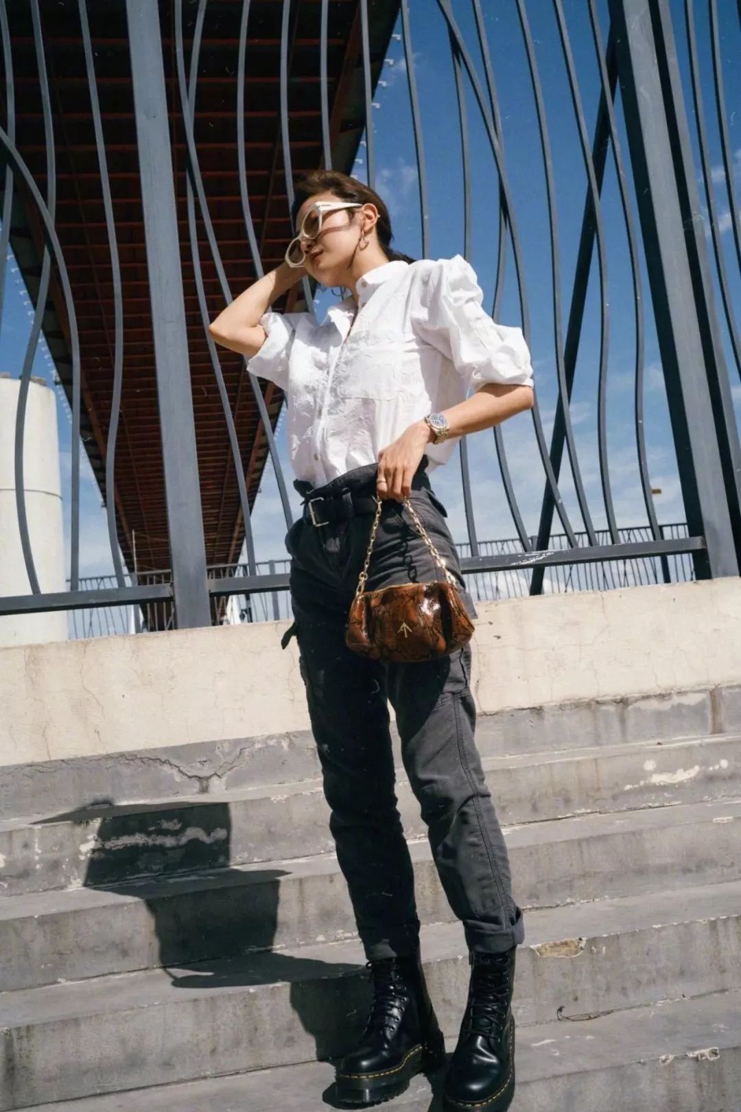 Jio热都要穿的马丁靴，作为辣妹的你得不得来一双嘛？