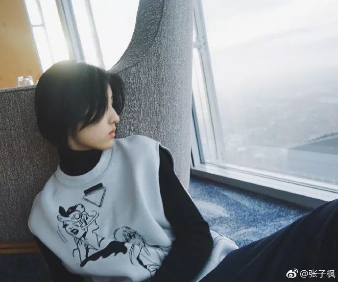 杨幂带货新成就,杨幂被称之为带货王