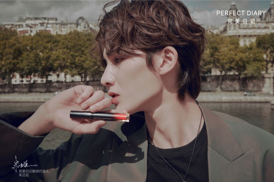 我准备的这10000支口红福利，男女通杀