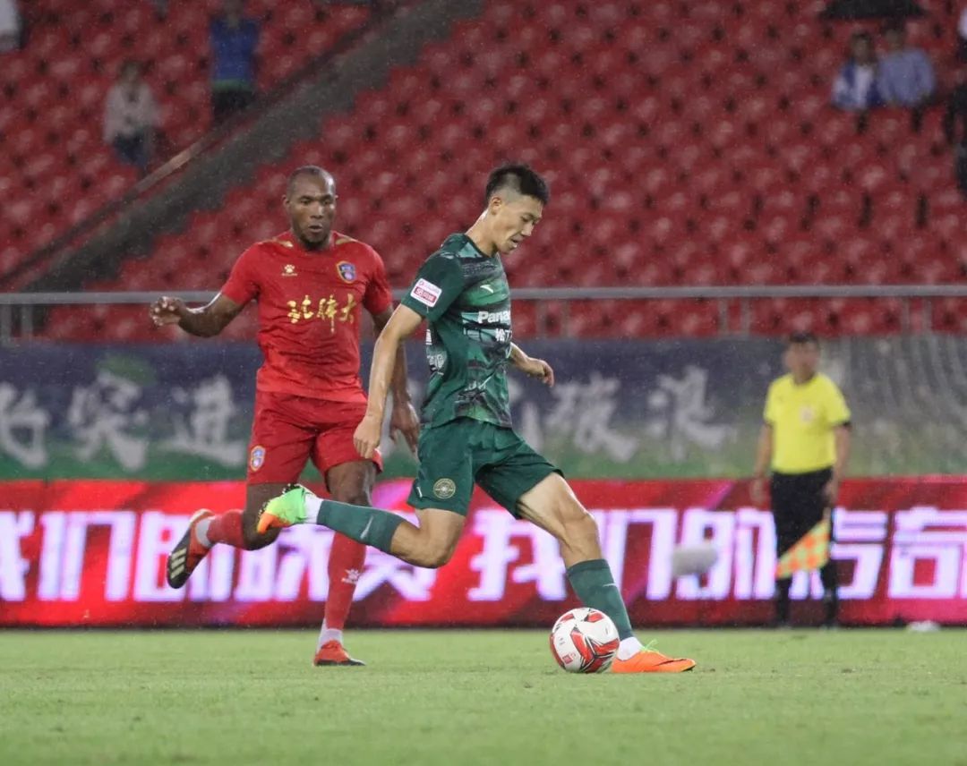 钟浩然最新比赛消息,钟浩然浙江队进球