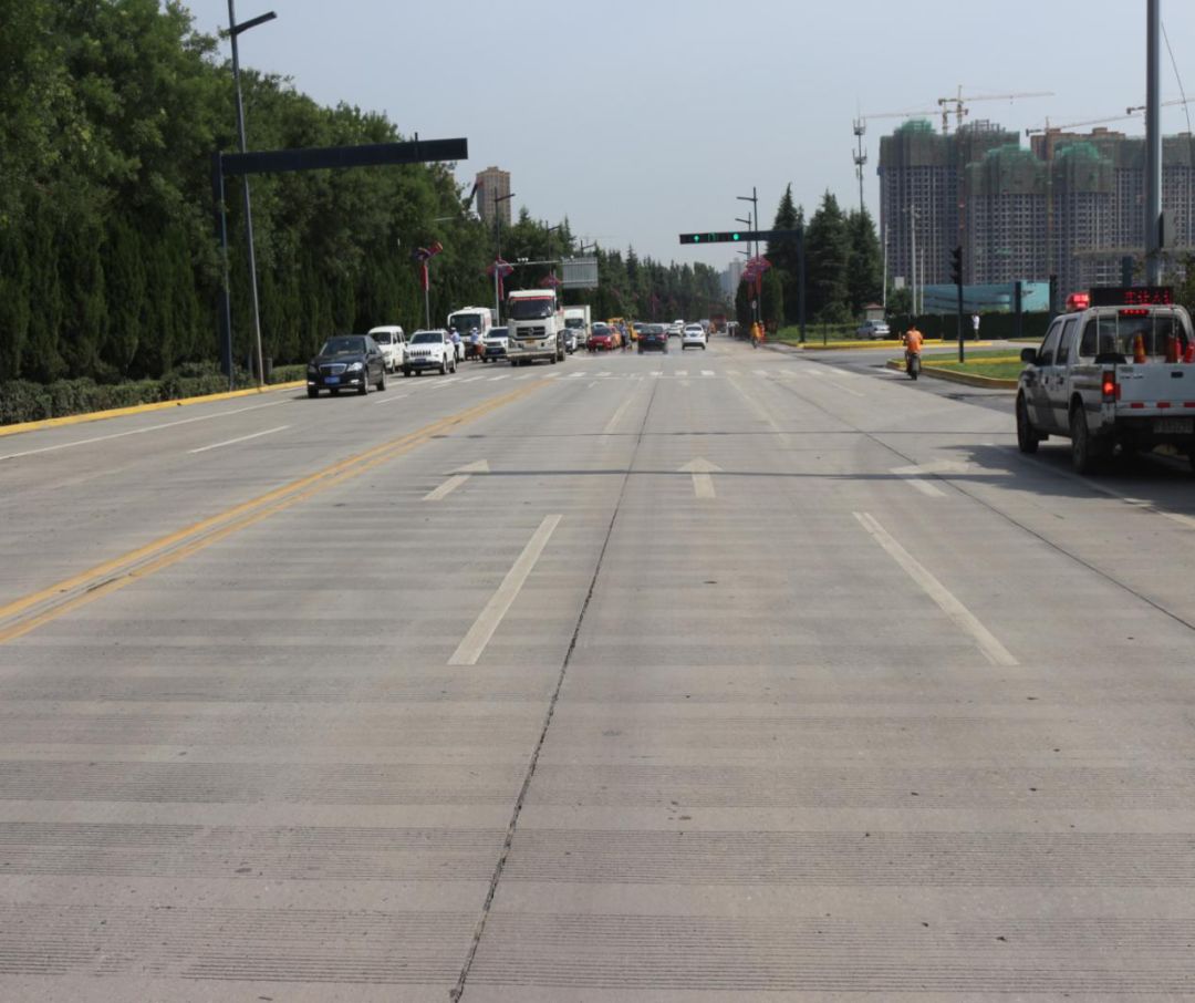 交警中队召开缓堵保畅部署会,交警减量控大缓堵保畅