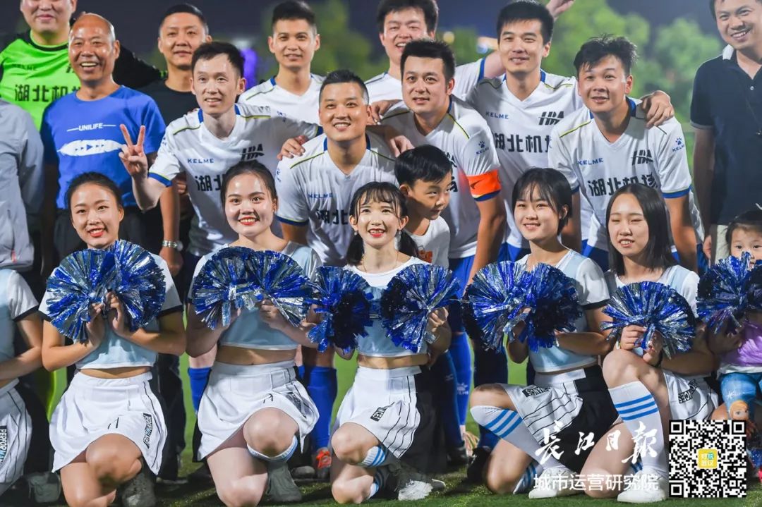 业余足球队点球大战,男子七人足球锦标赛进入点球大战