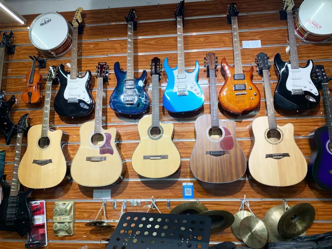 无锡南禅寺书城小巷子里的旧书店,2022年无锡南禅寺书城开放吗