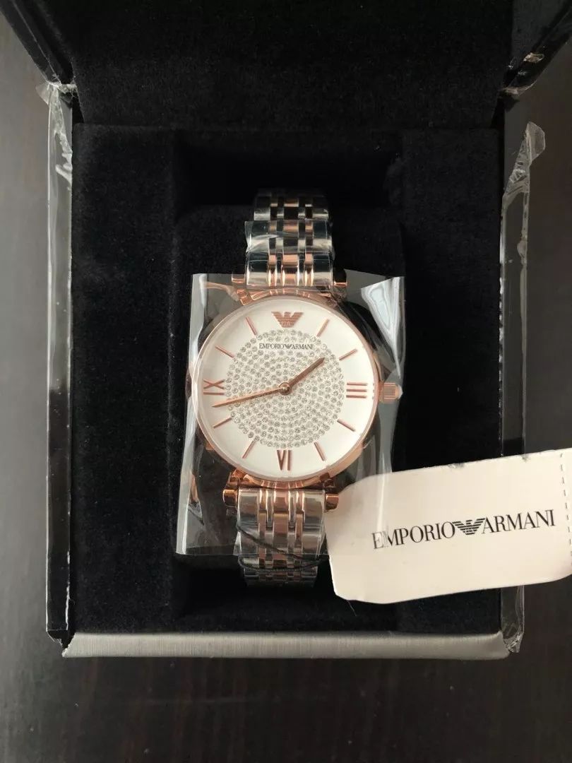 金廷祐的手表,杨祐宁的手表