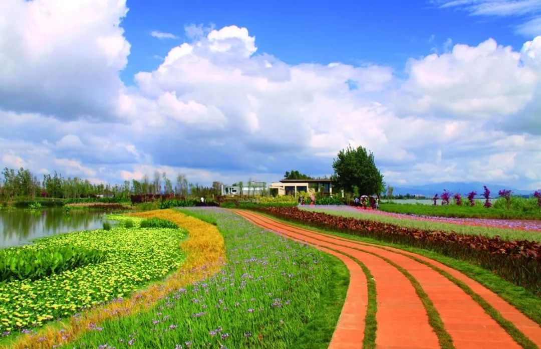 壮丽70年|国庆黄金周，您有一份来自昆明的礼物请查收