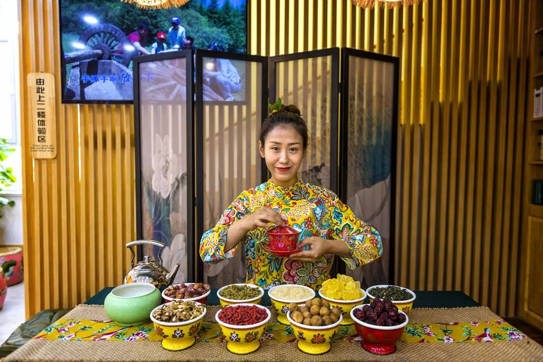 十一旅游必去景点推荐沙漠草原,十一沙漠旅游推荐