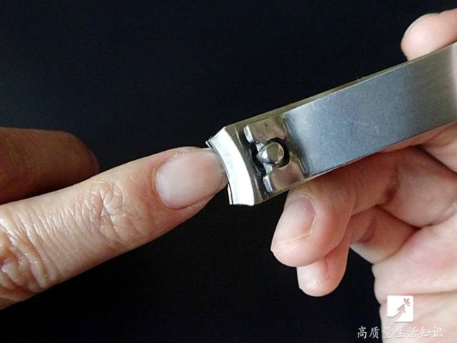 指甲要怎么剪才正确,指甲要怎么剪才是正确的