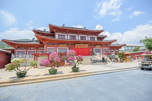 去三亚拍亲子写真照选什么地方,三亚旅拍亲子照爷爷奶奶可以去吗