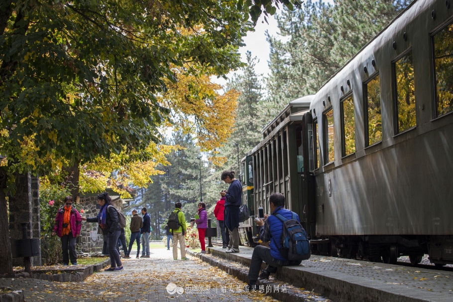 秋色中的塞尔维亚难忘的天然画廊