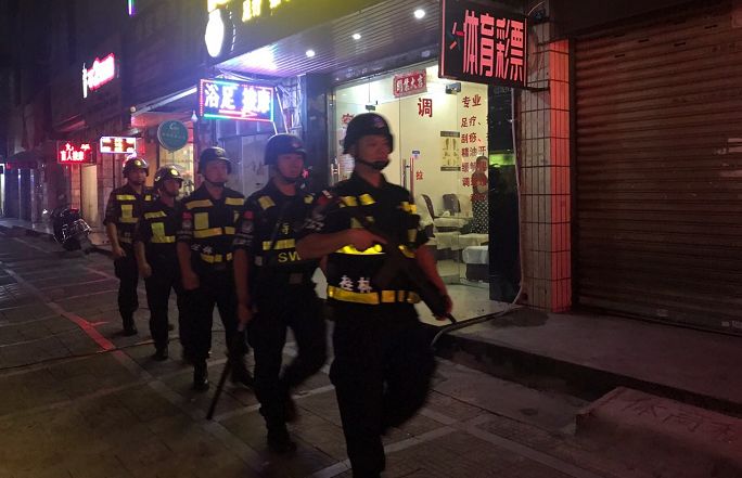 八里街片区|打出交通治理“组合拳”,疏通城市交通“乱堵点”