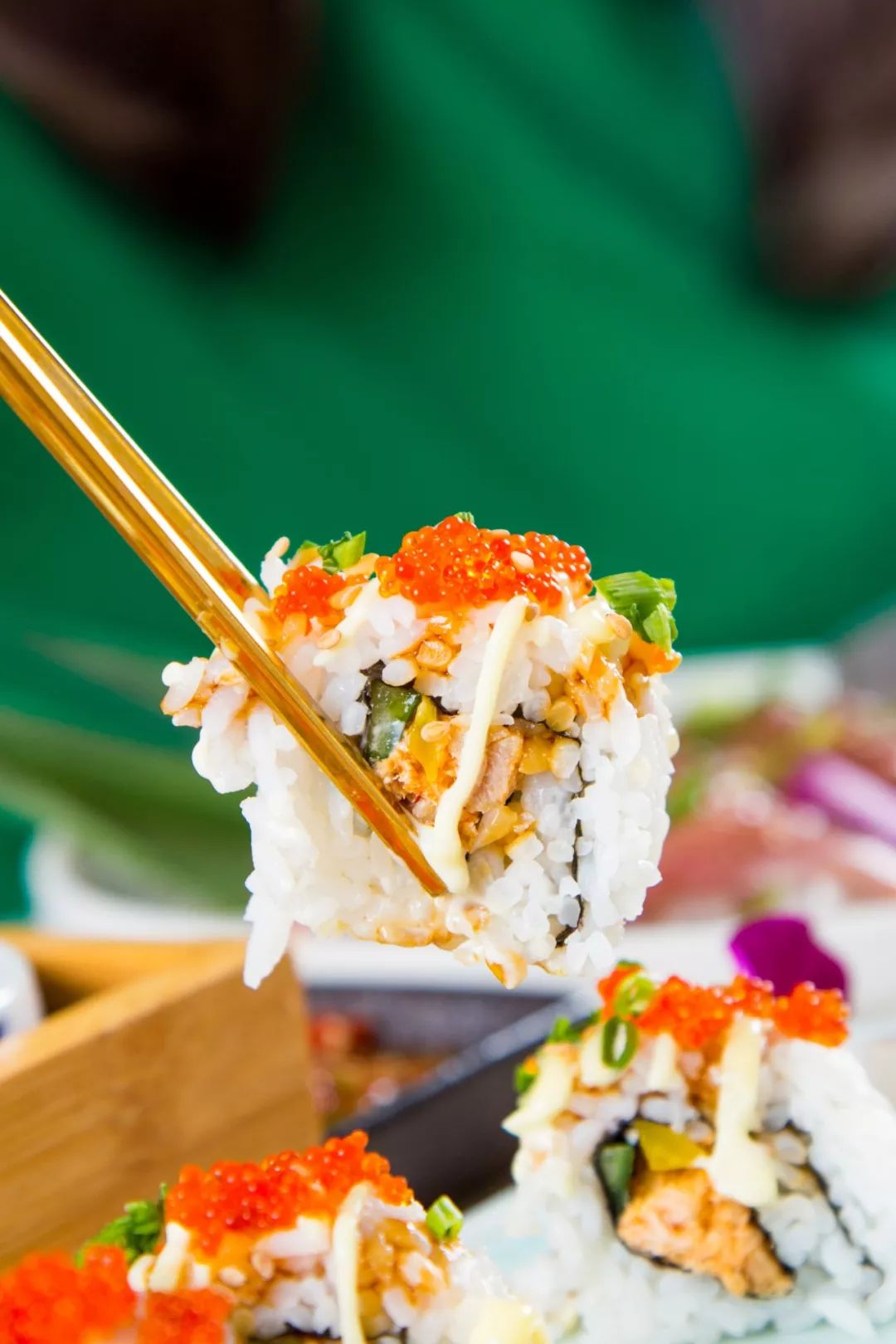 超级网红日料店终于在成都开业了,最便宜的3折店铺套装