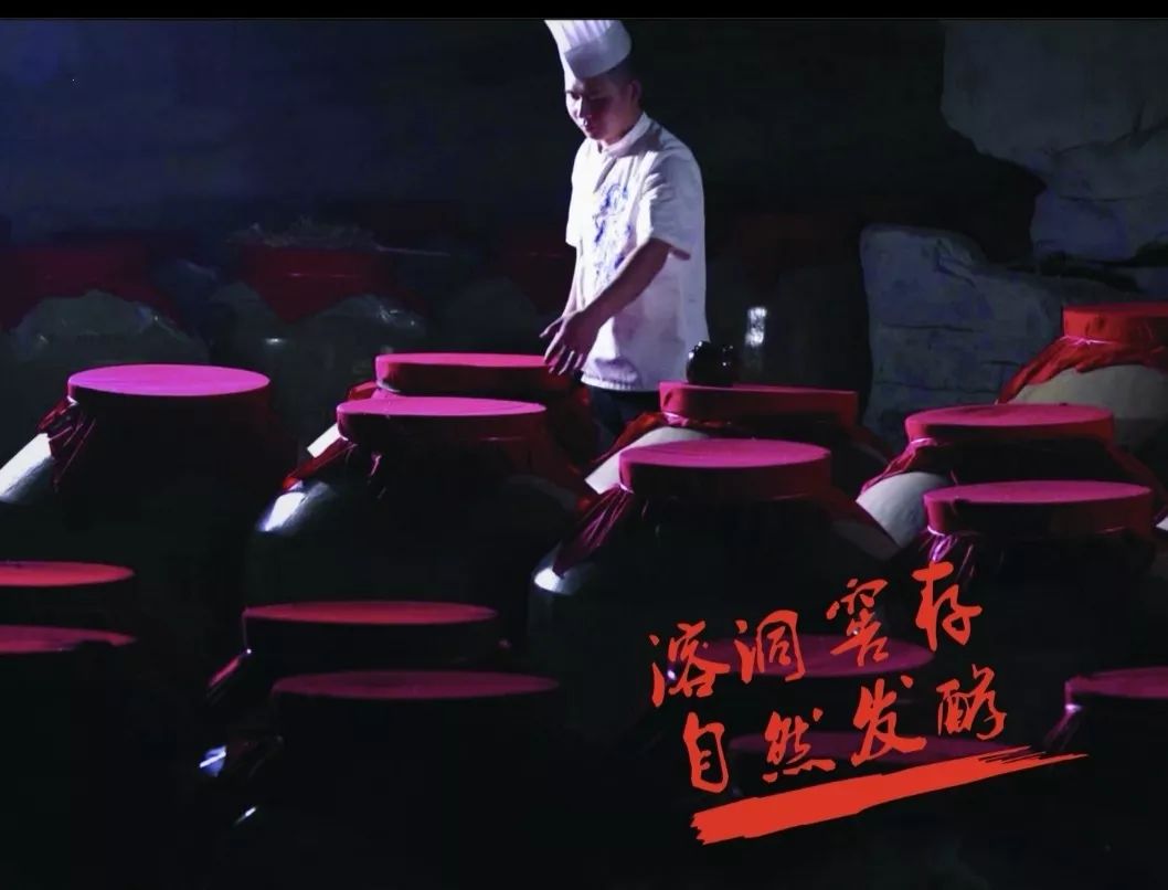 有多少人路过希望广场「纪梵轩」，和我一样好奇这是一家怎样的新店？