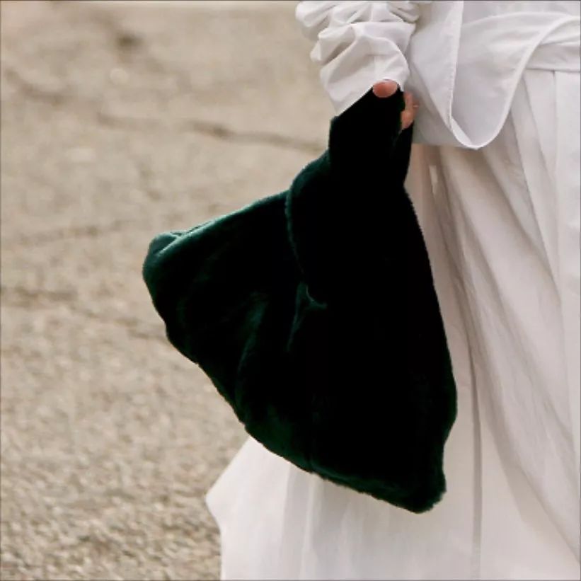 种草鹅现在穿什么,种草鹅穿什么鞋子好看