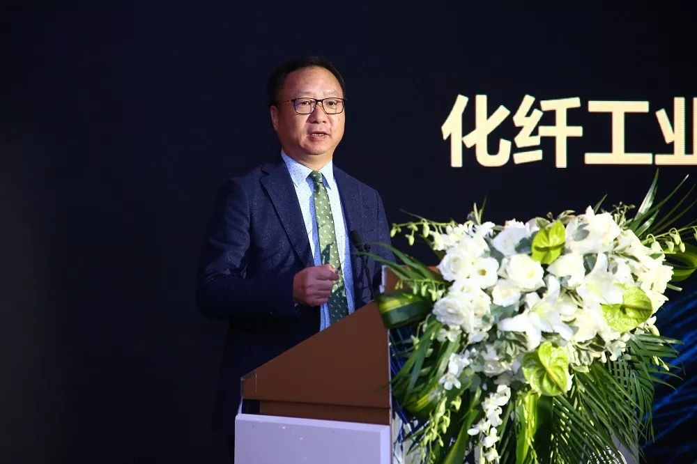 热点|化纤制造跨入机器智能时代!国内首个“化纤工业智能体解决方案”发布